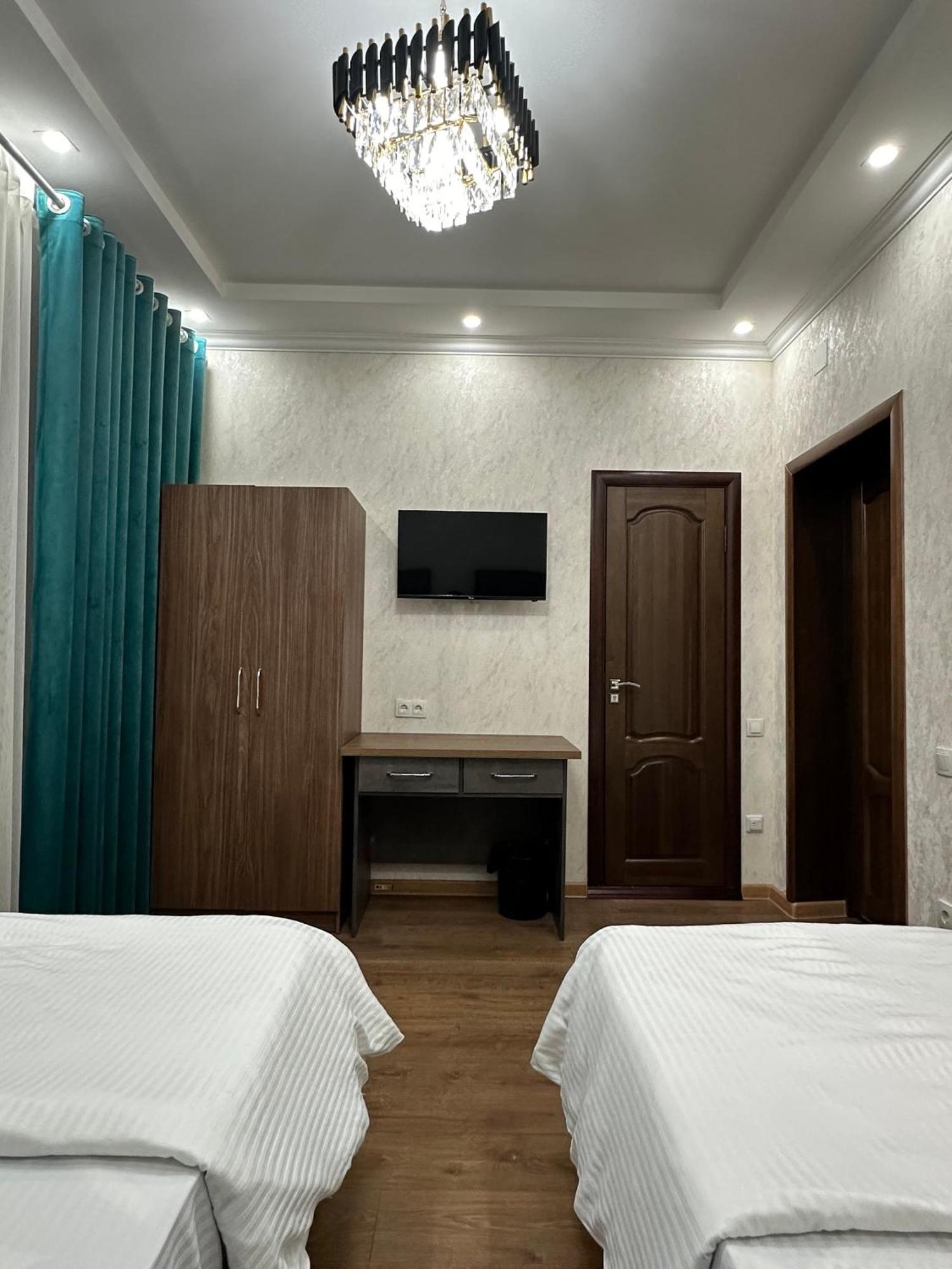 Hello Dushanbe Hostel Kültér fotó